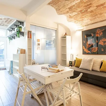 Oltrarno Bright Apartment Con Patio Privato Florence Buitenkant foto